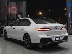 بي ام دبليو الفئة 7